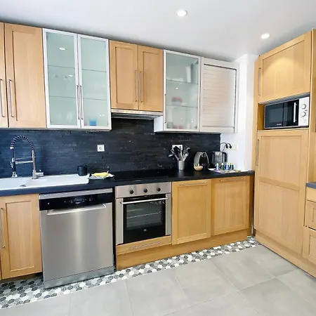 Le King Size Apartment